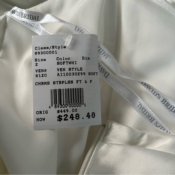 David's Bridal Ruched Strapless Wedding Dress Beadwork Accent White‎ Size 2 NEW - Picture 10 of 10